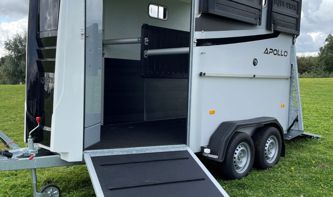 Apollo Horse Trailer