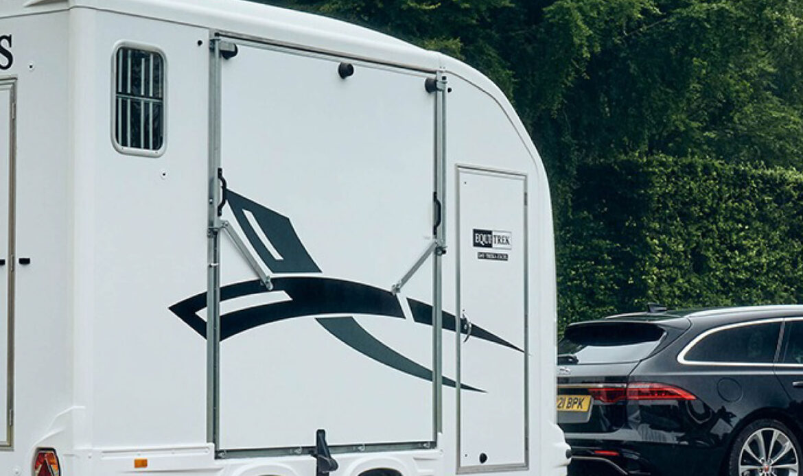 Day-Treka Horse Trailer
