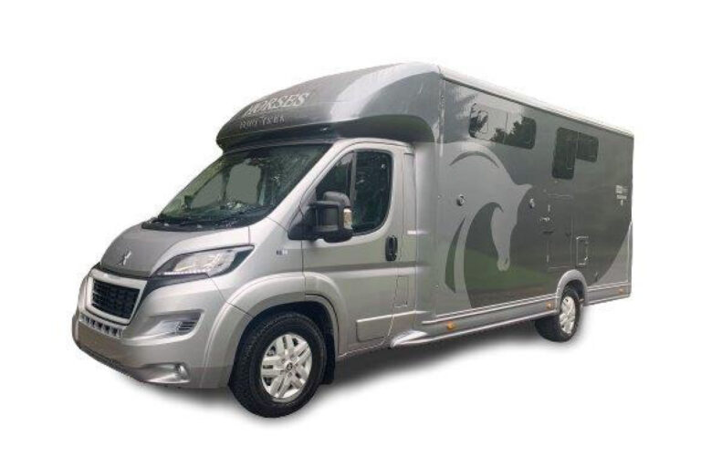 Victory 4500kg Horsebox