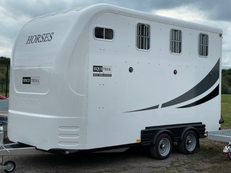 NEW Equi-Trek Space-Treka II
