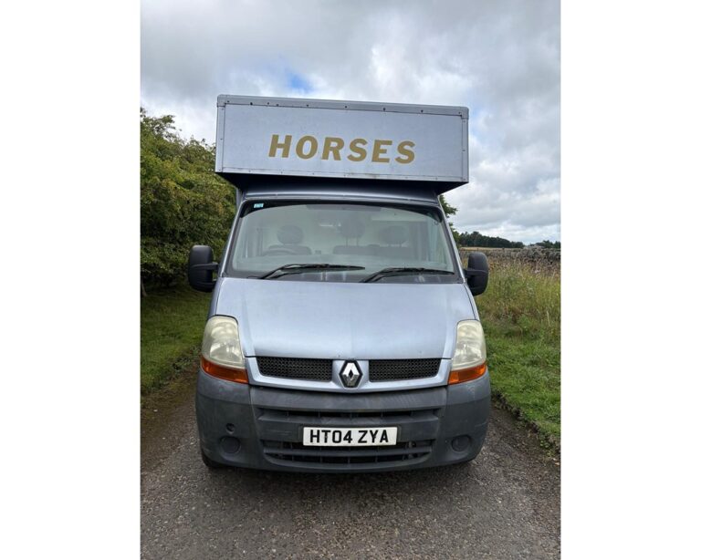 Renault Master Horsebox 3500kg