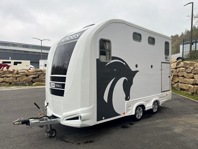 Pre-Owned Equi-Trek Night-Treka Elite 3000kg