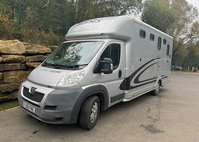 Pre-Owned Equi-Trek Victory 4250kg