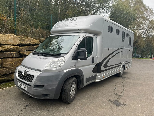 Pre-Owned Equi-Trek Victory 4250kg