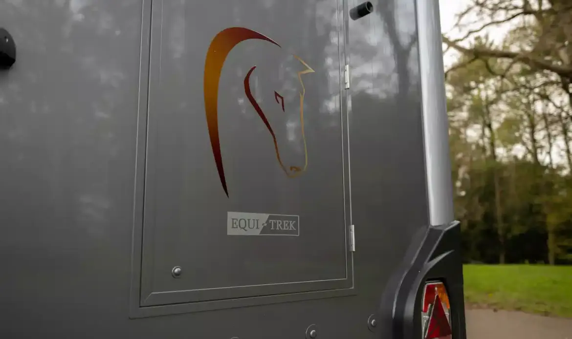 Night-treka Horse Trailer