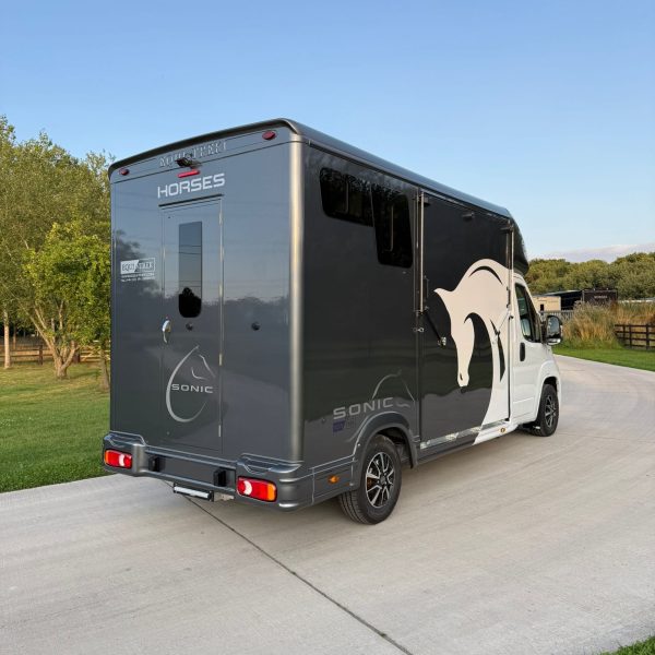 Large Grey Horsebox